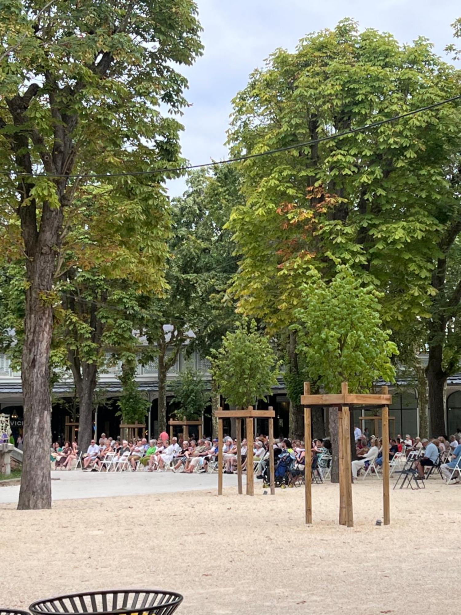 Le Splendid - Hypercentre - Proche Opera & Parcs - Thermes Vichy Exterior foto